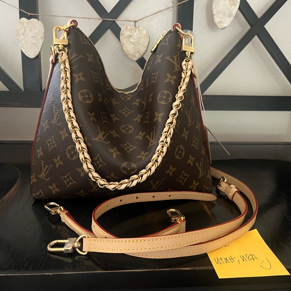 BRAND NEW LOUIS VUITTON MULTIPASS BAG IN MONOGRAM